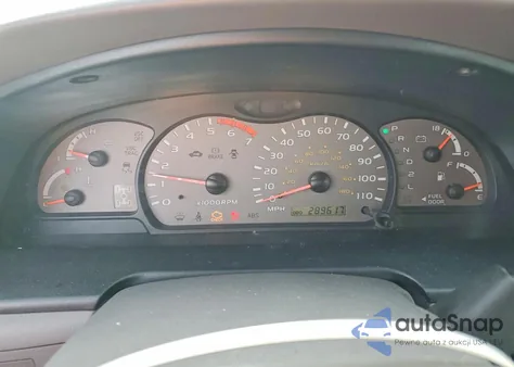 2002 Toyota Sequoia Limited z USA, uszkodzony, nr VIN 5TDBT48AX2S107805